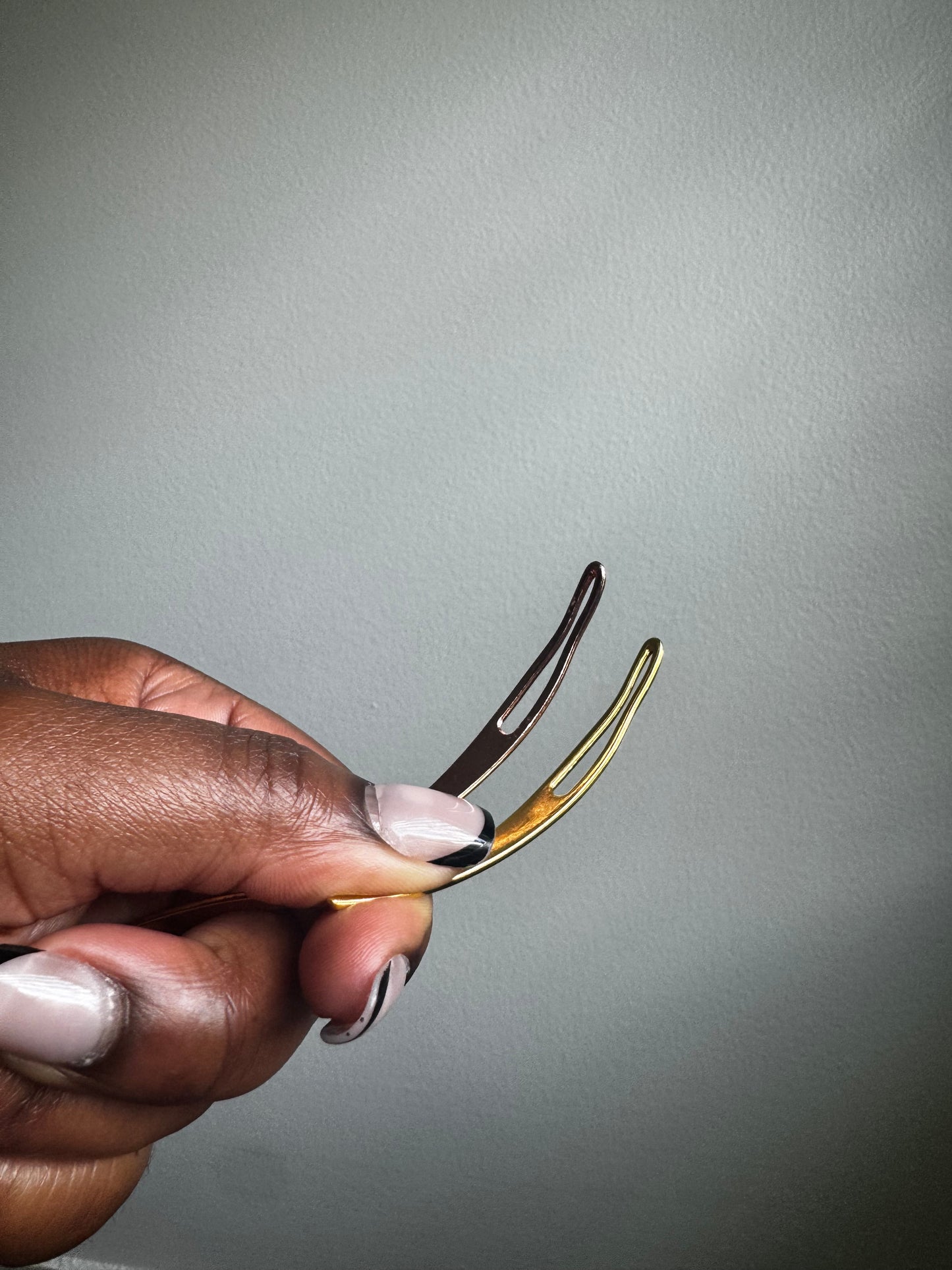 Self Retightening Interlock Tool